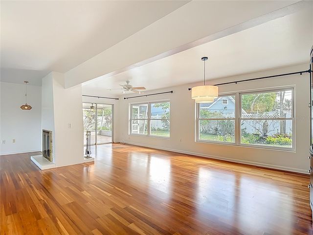 1133 BURKE AVENUE, Dunedin, FL 34698