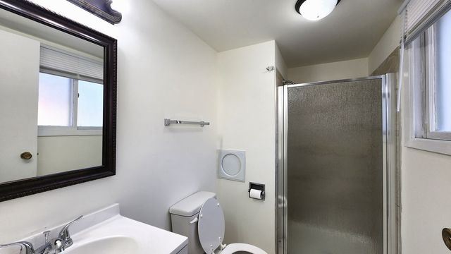 1360 Devonshire Lane, Hoffman Estates, IL 60169