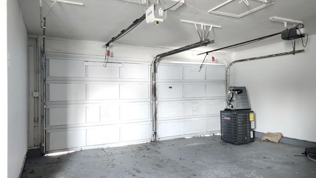 1360 Devonshire Lane, Hoffman Estates, IL 60169