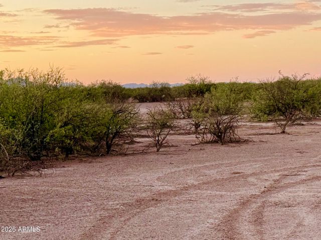 4325 & 4335 N Roble Circle -, Eloy, AZ 85131