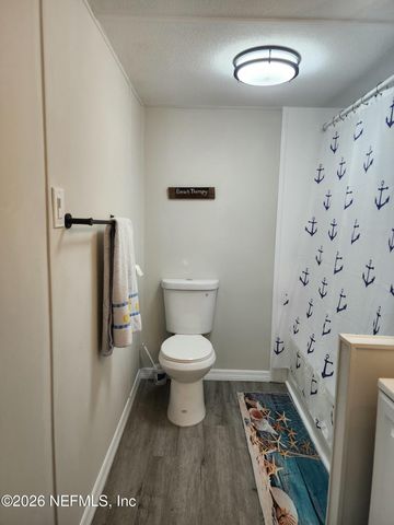 231 LAKEVIEW Court, Interlachen, FL 32148