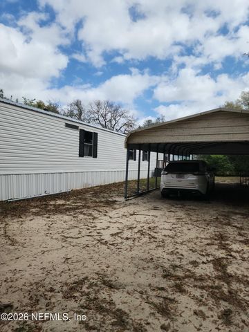 231 LAKEVIEW Court, Interlachen, FL 32148