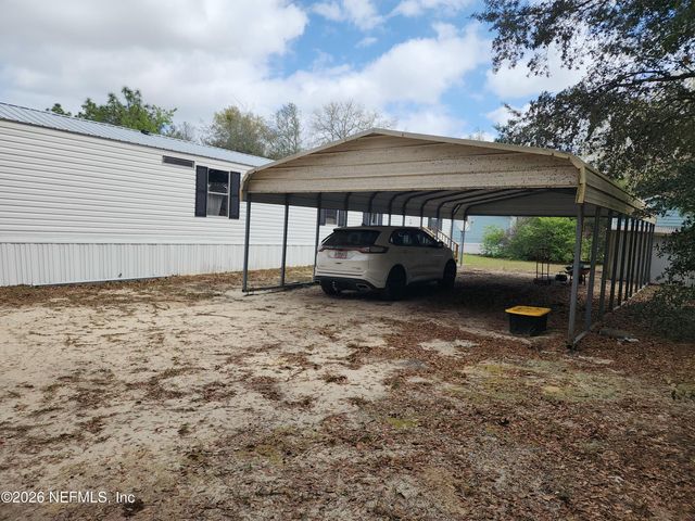 231 LAKEVIEW Court, Interlachen, FL 32148