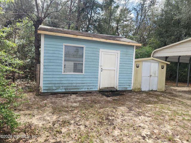 231 LAKEVIEW Court, Interlachen, FL 32148