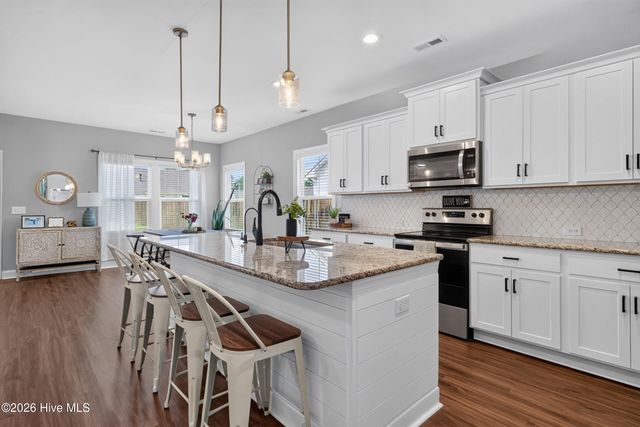 58 E Maritt Street, Hampstead, NC 28443