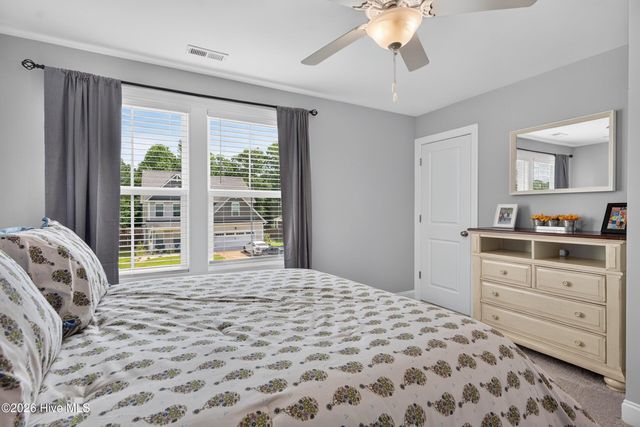 58 E Maritt Street, Hampstead, NC 28443