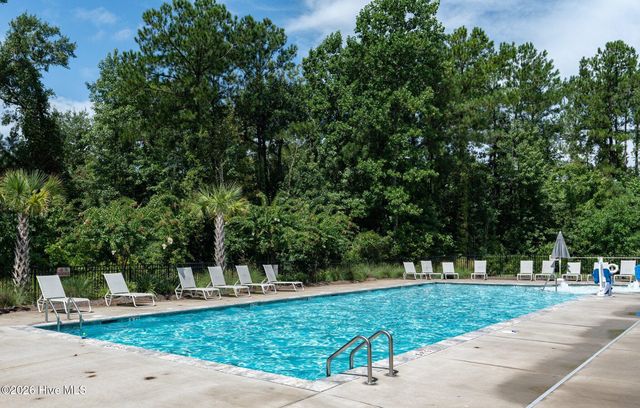 58 E Maritt Street, Hampstead, NC 28443
