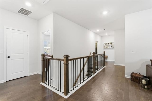 7119 Branch Creek Cove, Flowery Branch, GA 30542