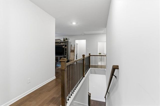 7119 Branch Creek Cove, Flowery Branch, GA 30542