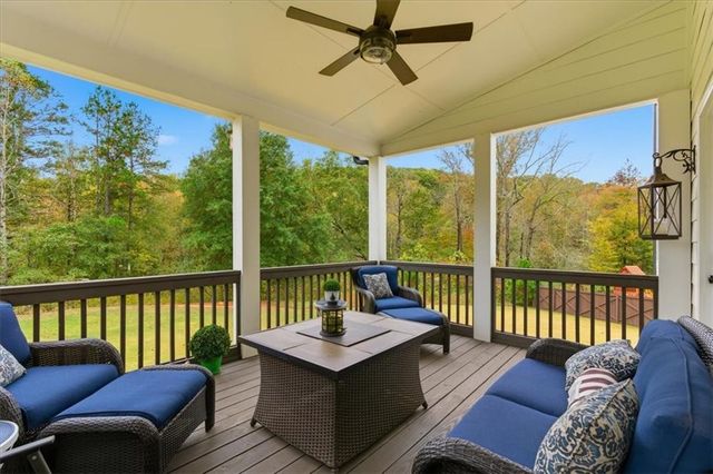 7119 Branch Creek Cove, Flowery Branch, GA 30542