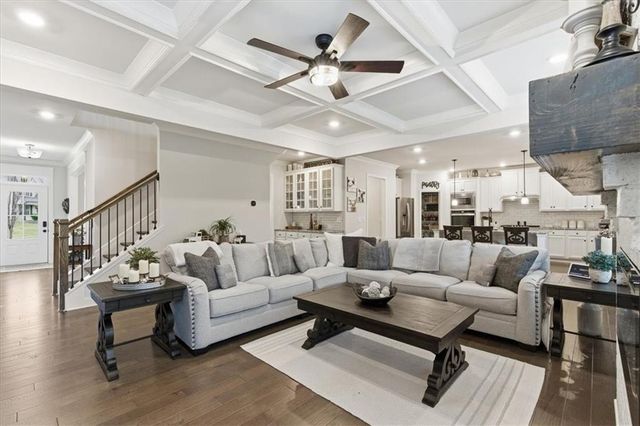 7119 Branch Creek Cove, Flowery Branch, GA 30542