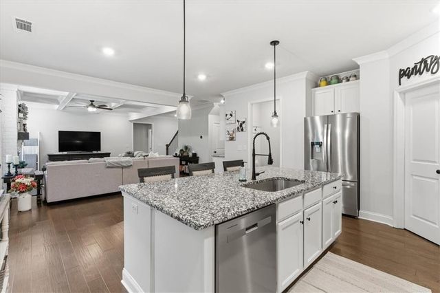 7119 Branch Creek Cove, Flowery Branch, GA 30542