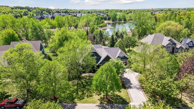 10879 Bentwater Lane, Woodbury, MN 55129