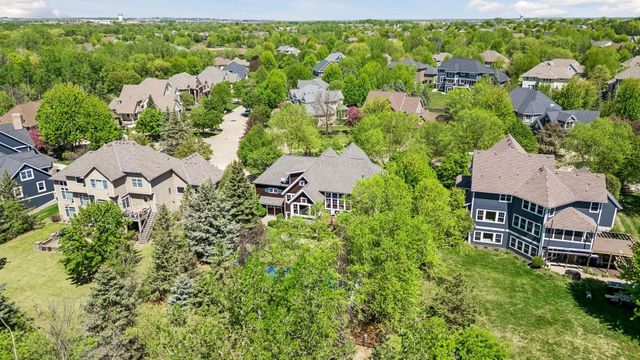10879 Bentwater Lane, Woodbury, MN 55129