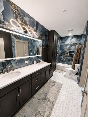 51 N High Street, 304, Columbus, OH 43215