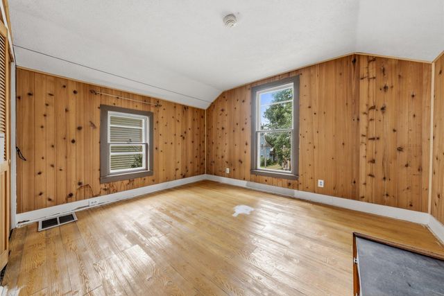 717 McCourtie Street, Kalamazoo, MI 49008
