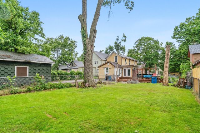 717 McCourtie Street, Kalamazoo, MI 49008