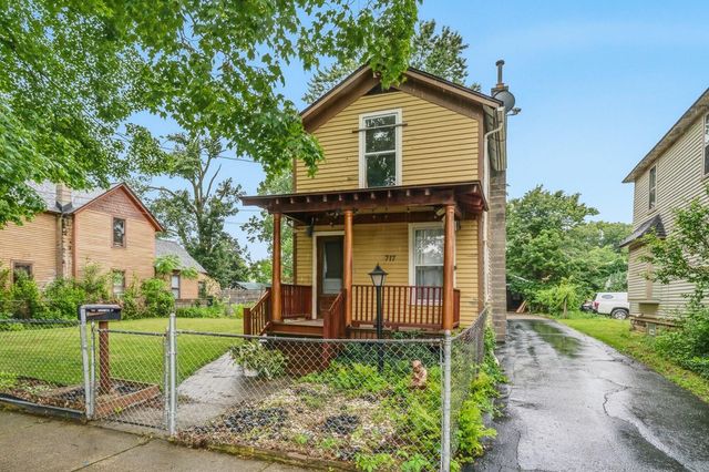 717 McCourtie Street, Kalamazoo, MI 49008