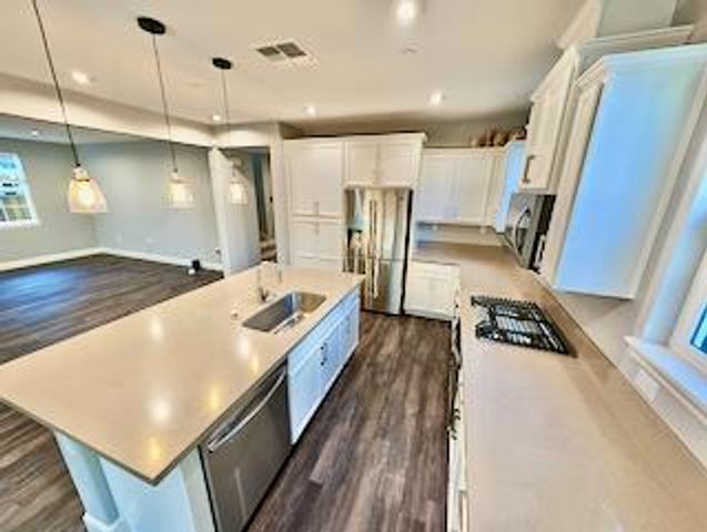 154 Sandpiper Way, Gilroy, CA 95020