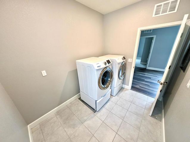 154 Sandpiper Way, Gilroy, CA 95020