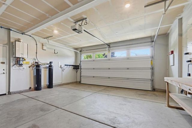154 Sandpiper Way, Gilroy, CA 95020