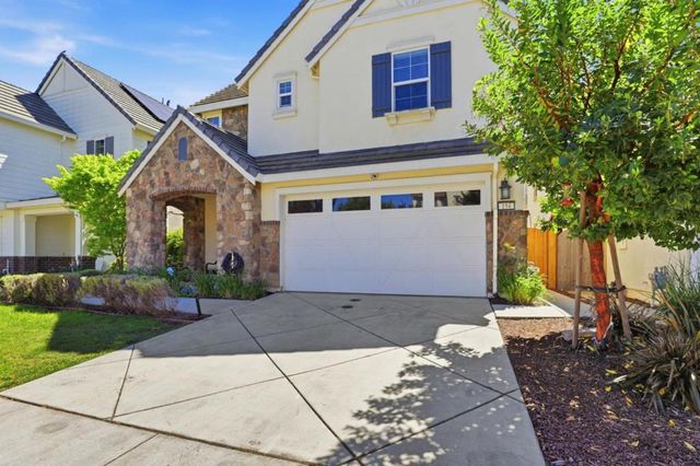 154 Sandpiper Way, Gilroy, CA 95020