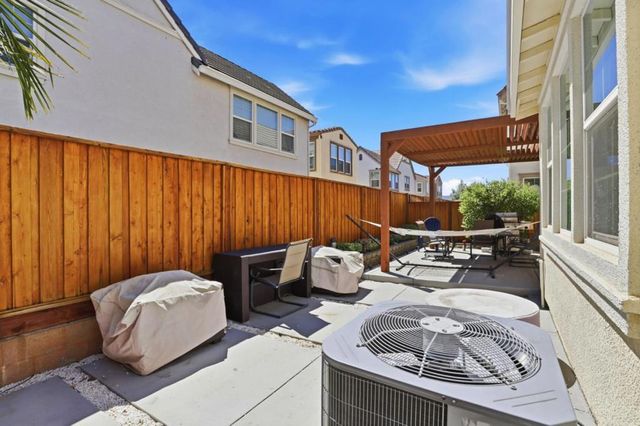 154 Sandpiper Way, Gilroy, CA 95020