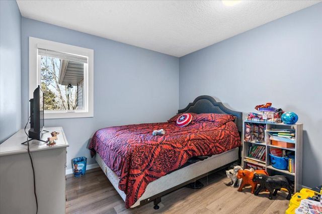 1054 County Road 6 NE, Stanchfield, MN 55080