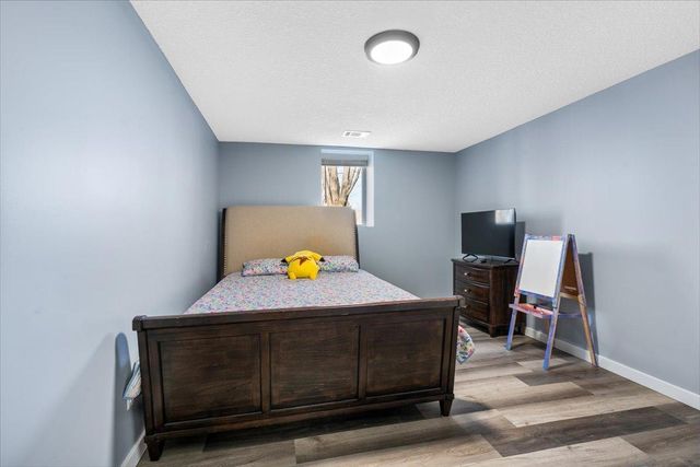 1054 County Road 6 NE, Stanchfield, MN 55080