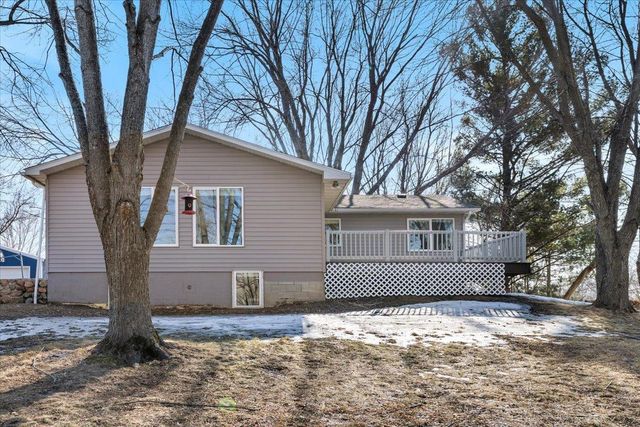 1054 County Road 6 NE, Stanchfield, MN 55080