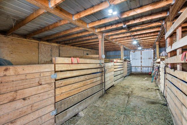 1054 County Road 6 NE, Stanchfield, MN 55080