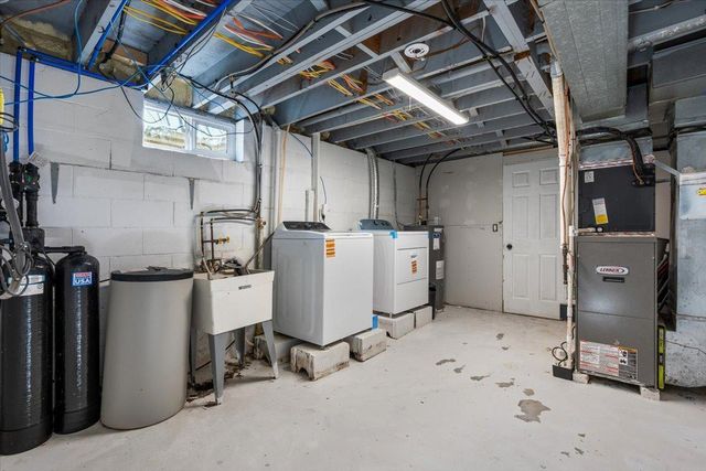 1054 County Road 6 NE, Stanchfield, MN 55080