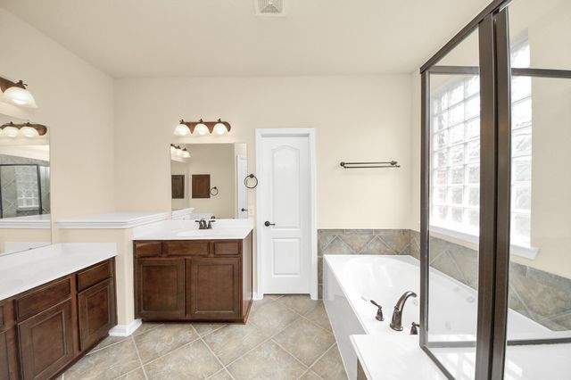 9427 Thurber Ridge Drive, Spring, TX 77379