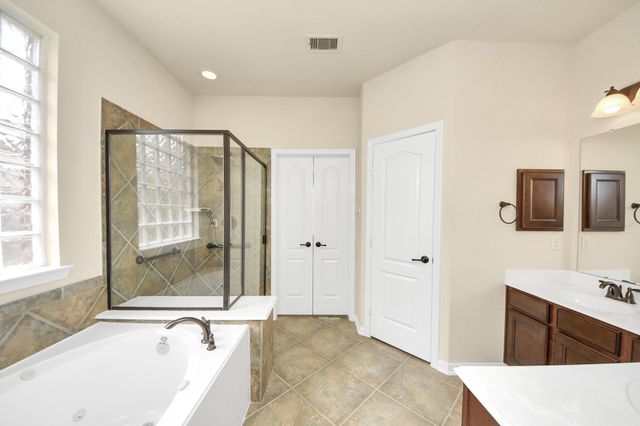 9427 Thurber Ridge Drive, Spring, TX 77379