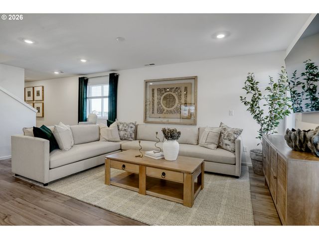 5722 Basalt Ct, Springfield, OR 97478