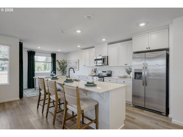 5722 Basalt Ct, Springfield, OR 97478