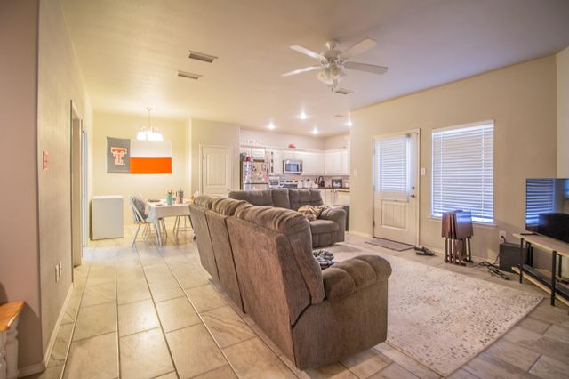 2615 113th Street, Lubbock, TX 79423