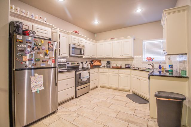 2615 113th Street, Lubbock, TX 79423