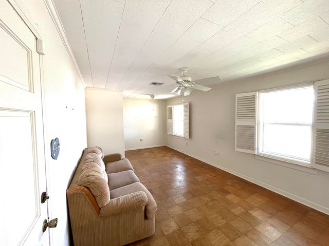 807 Wright Ave, Houma, LA 70364