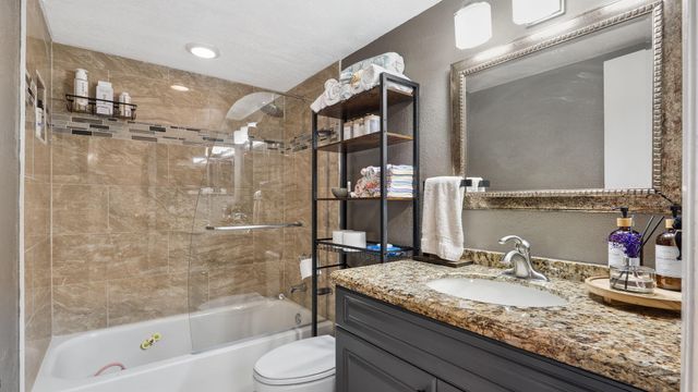 110 Lake Emerald Drive Unit 303, Oakland Park, FL 33309