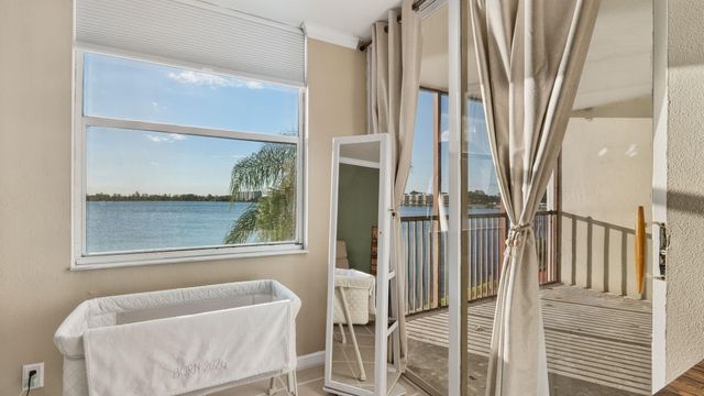 110 Lake Emerald Drive Unit 303, Oakland Park, FL 33309