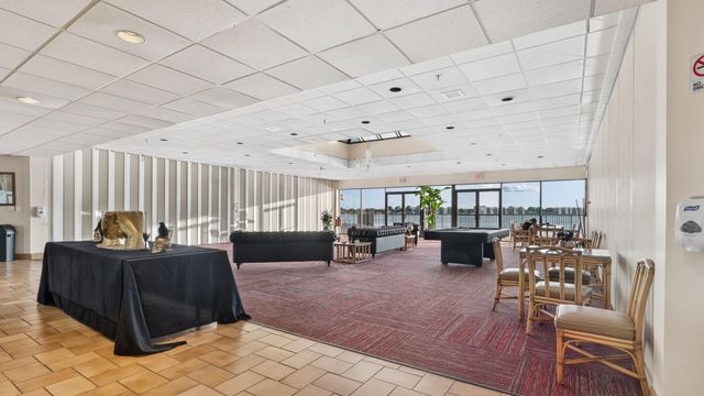 110 Lake Emerald Drive Unit 303, Oakland Park, FL 33309