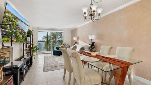 110 Lake Emerald Drive Unit 303, Oakland Park, FL 33309