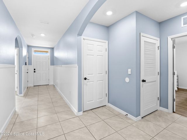 1814 Farmhouse Road SE, Palm Bay, FL 32909