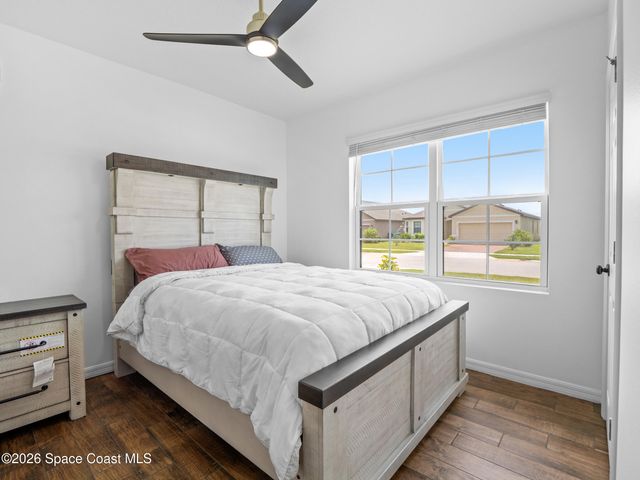 1814 Farmhouse Road SE, Palm Bay, FL 32909