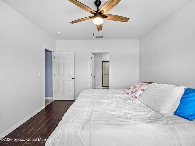 1814 Farmhouse Road SE, Palm Bay, FL 32909