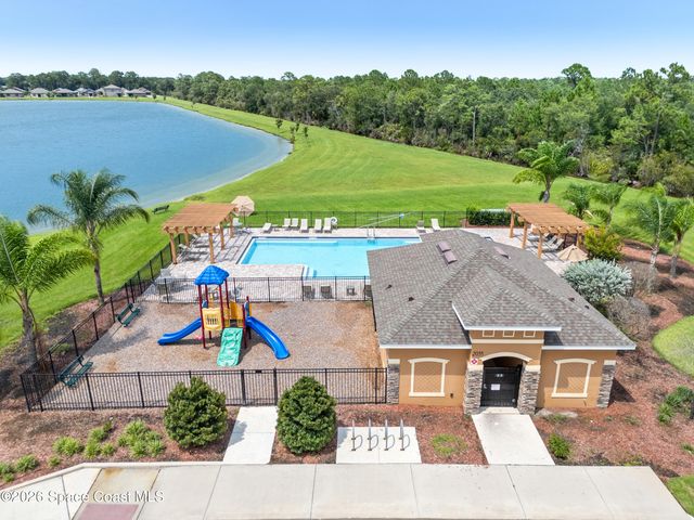 1814 Farmhouse Road SE, Palm Bay, FL 32909