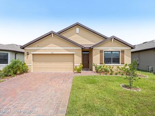 1814 Farmhouse Road SE, Palm Bay, FL 32909