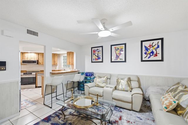 105 Weybridge Circle A, Royal Palm Beach, FL 33411