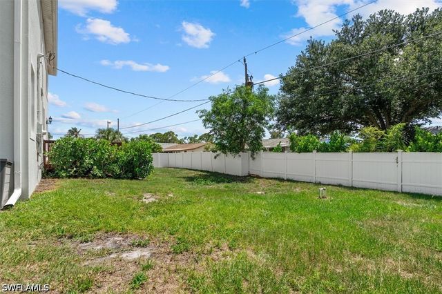 18432 Camellia RD, Fort Myers, FL 33967